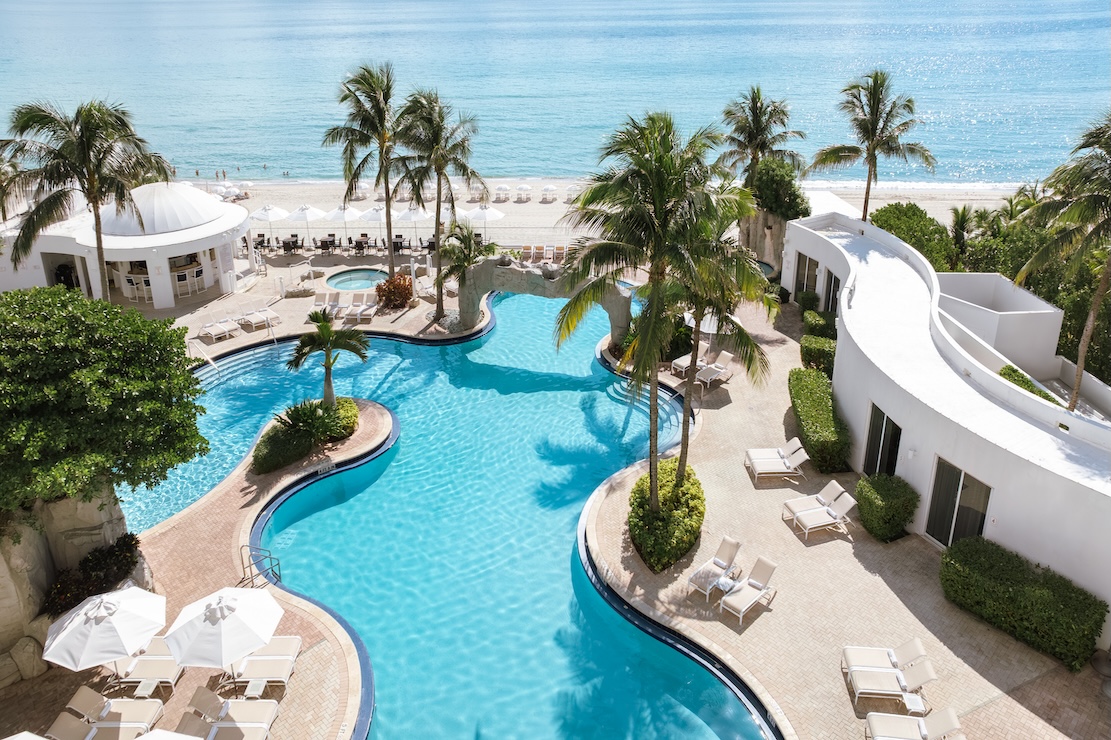 Trump International Beach Resort Miami pool