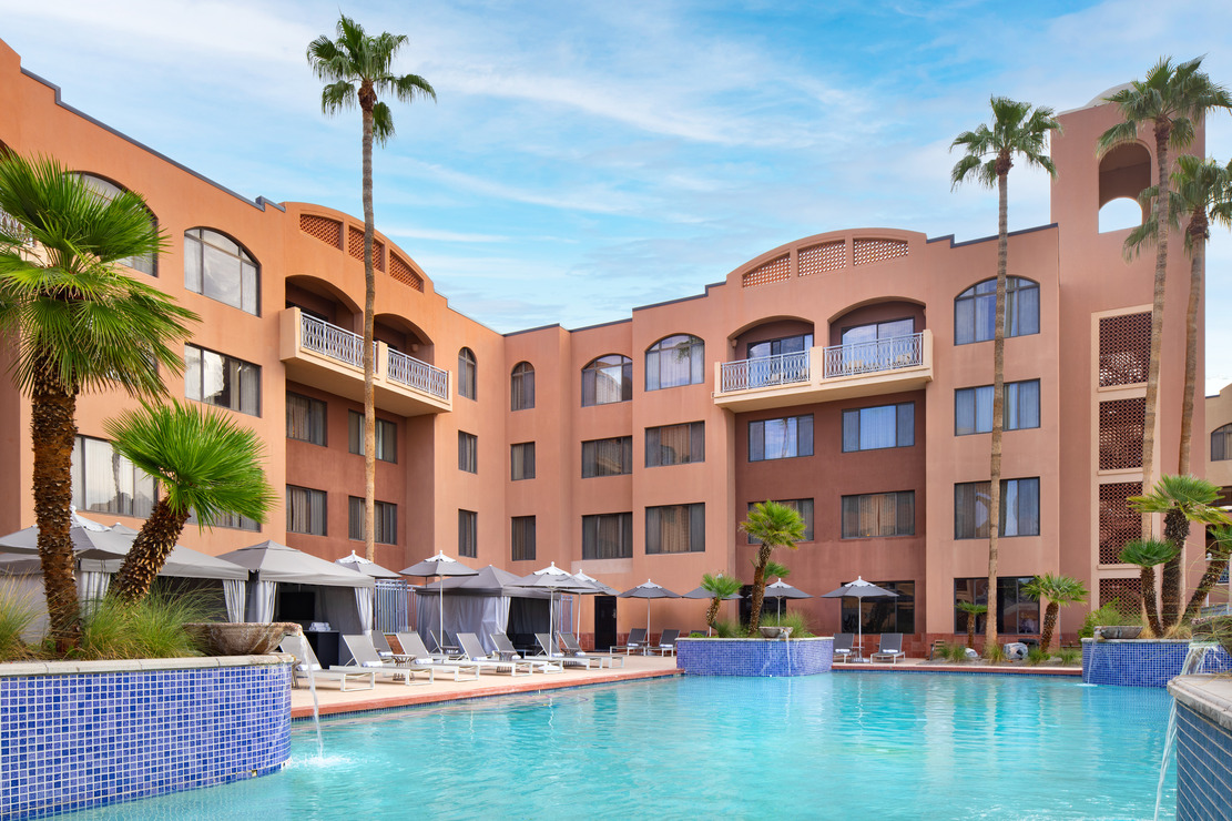 Scottsdale Marriott at McDowell Mountains pool