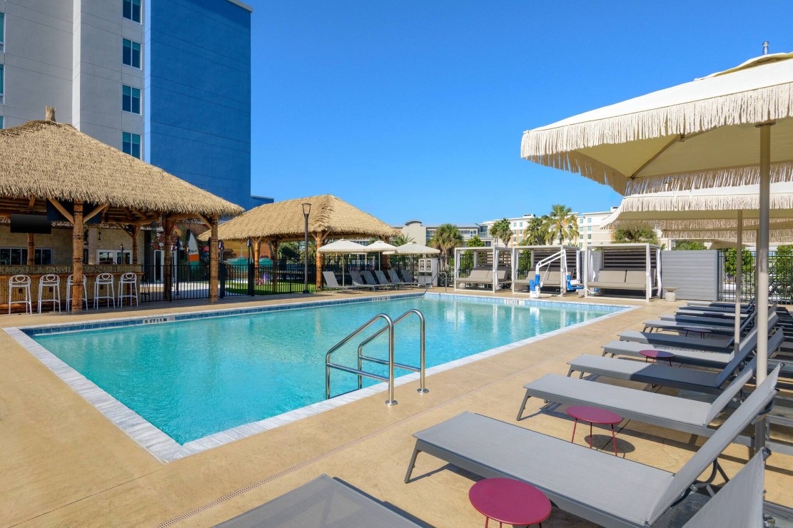 Hilton Garden Inn Cape Canaveral near Cocoa Beach pool