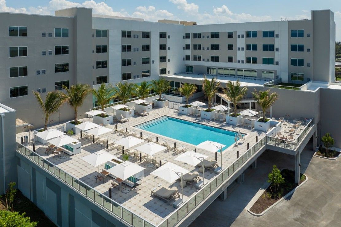 Element Melbourne Oceanfront pool