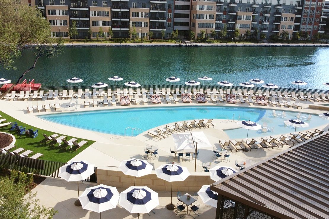 Omni Las Colinas Hotel pool