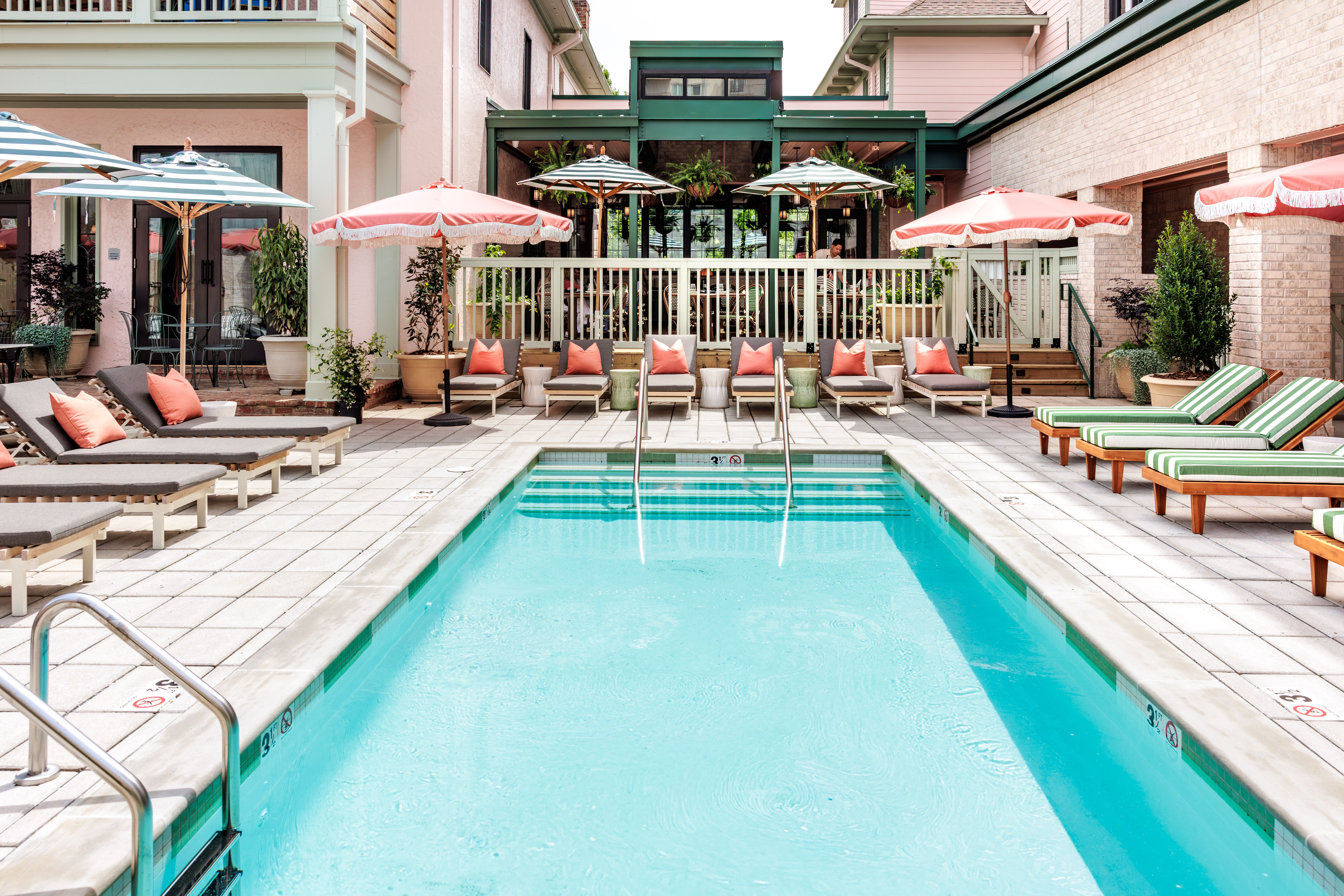 The Chloe Nashville pool