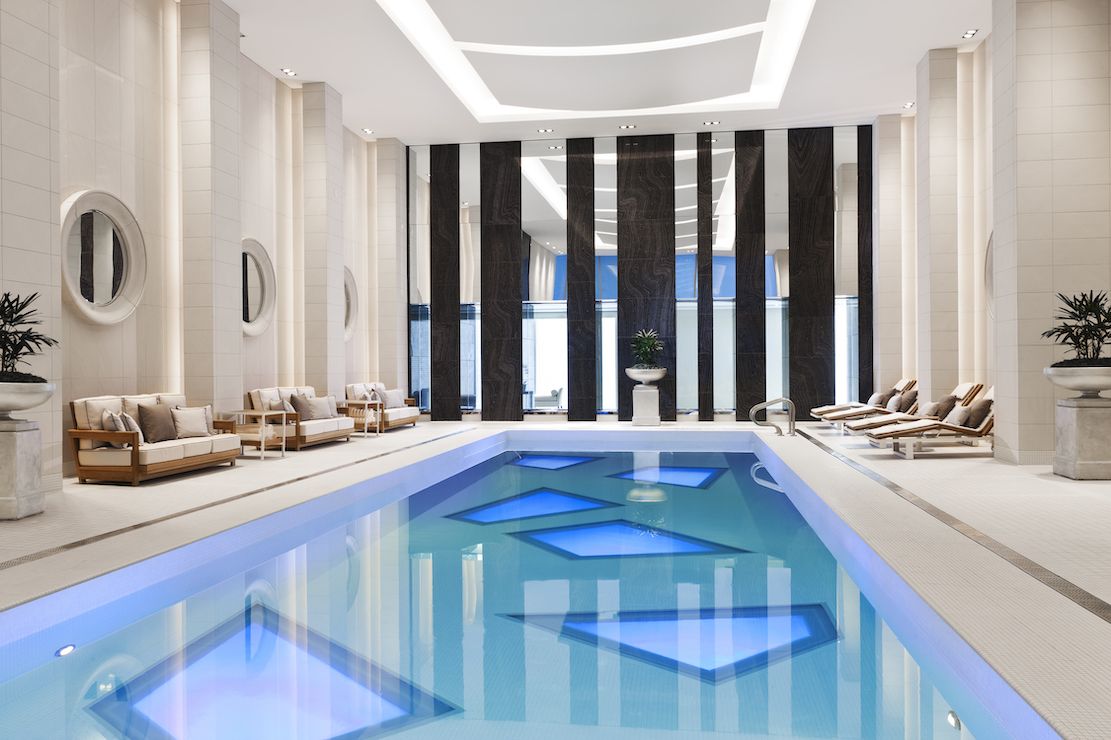 Rosewood Hotel Georgia pool