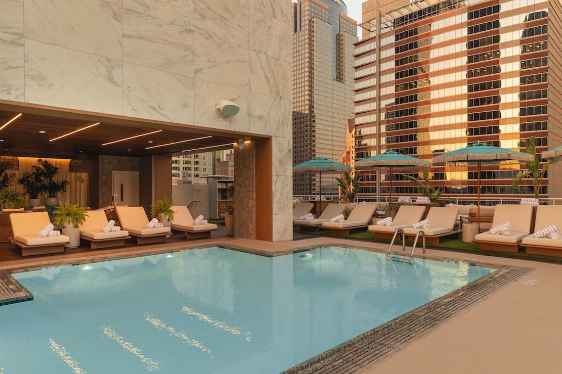 The Delphi Downtown LA pool