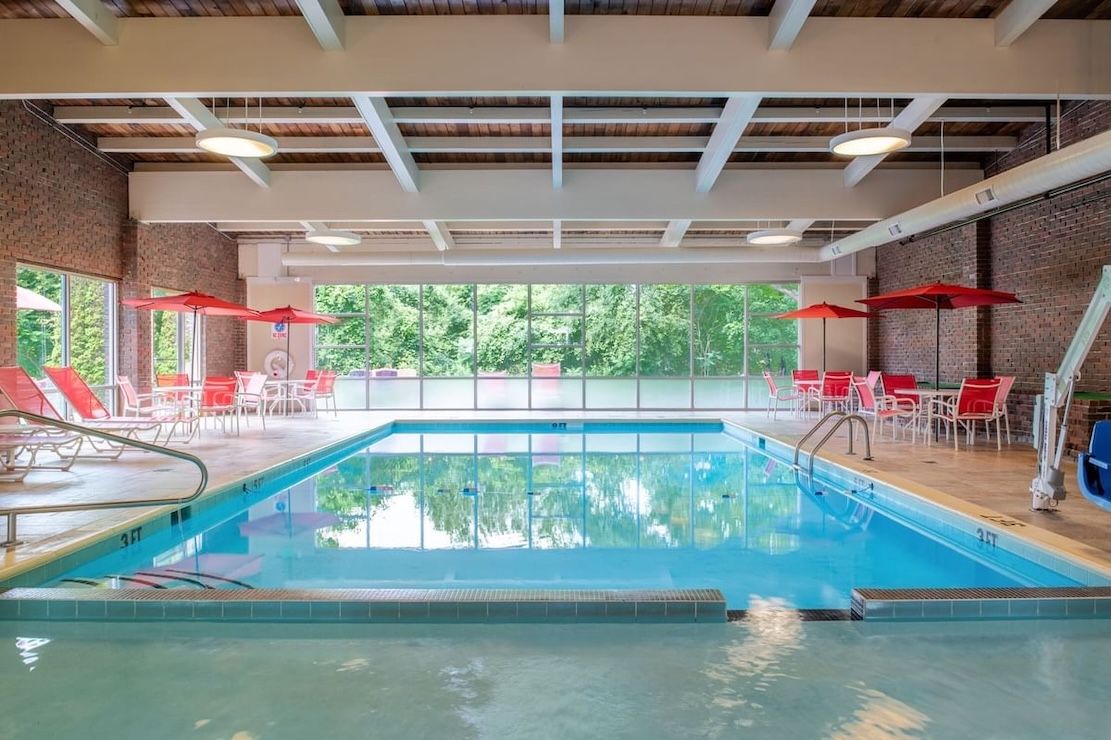 White River Inn and Suites pool