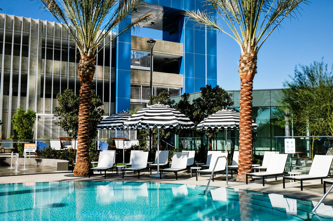 Radisson Blu Anaheim Day Pass ResortPass