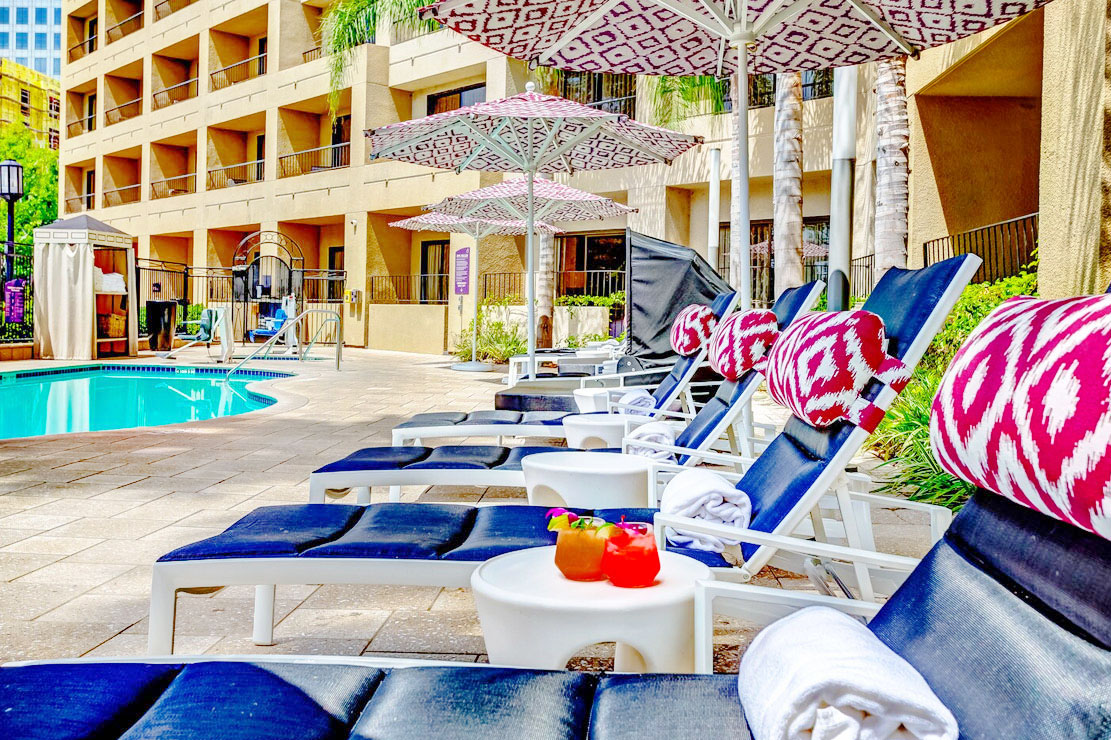 Avenue of the Arts Costa Mesa, A Tribute Portfolio Hotel pool
