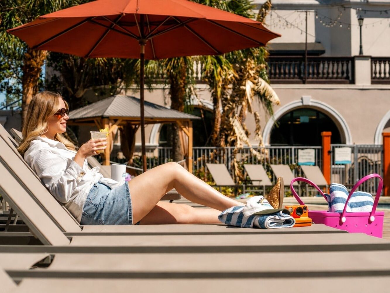 Day Pass at DoubleTree by Hilton Orlando Theme Park Resort