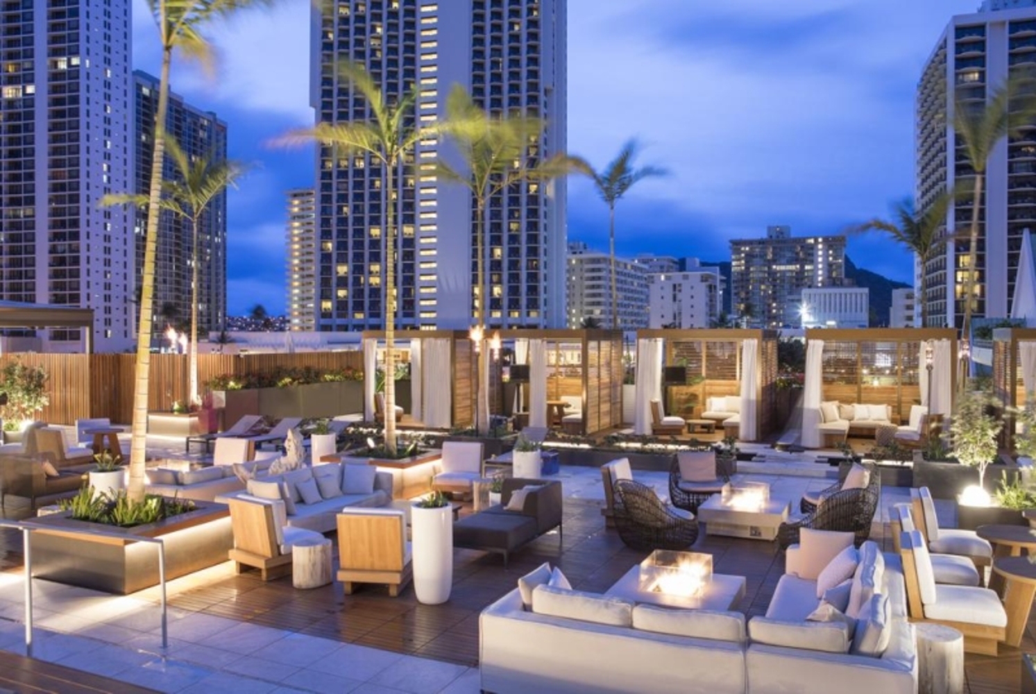 Evening Fire Pit  at Alohilani Resort Waikiki Beach