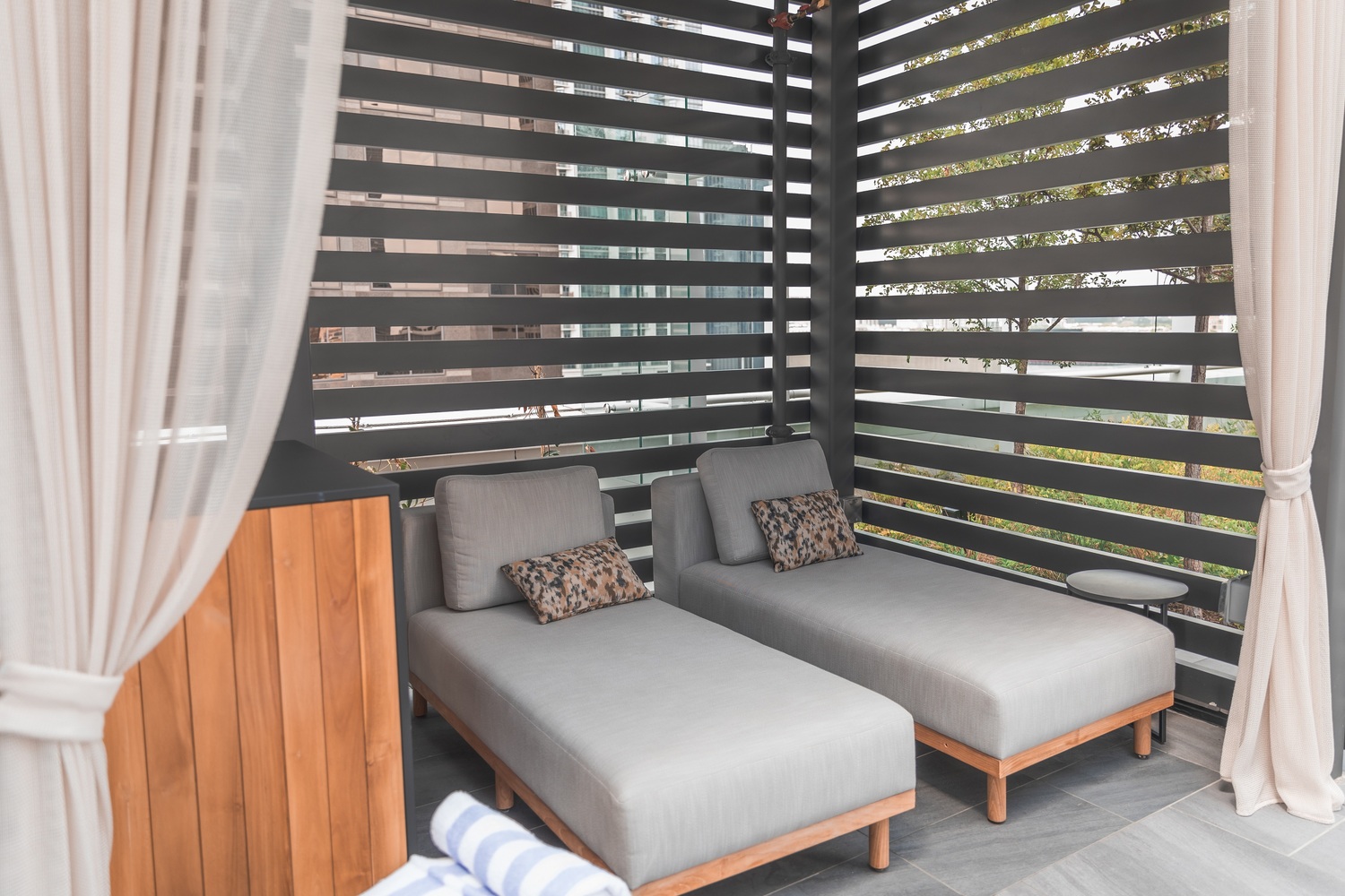 Lounge Cabana