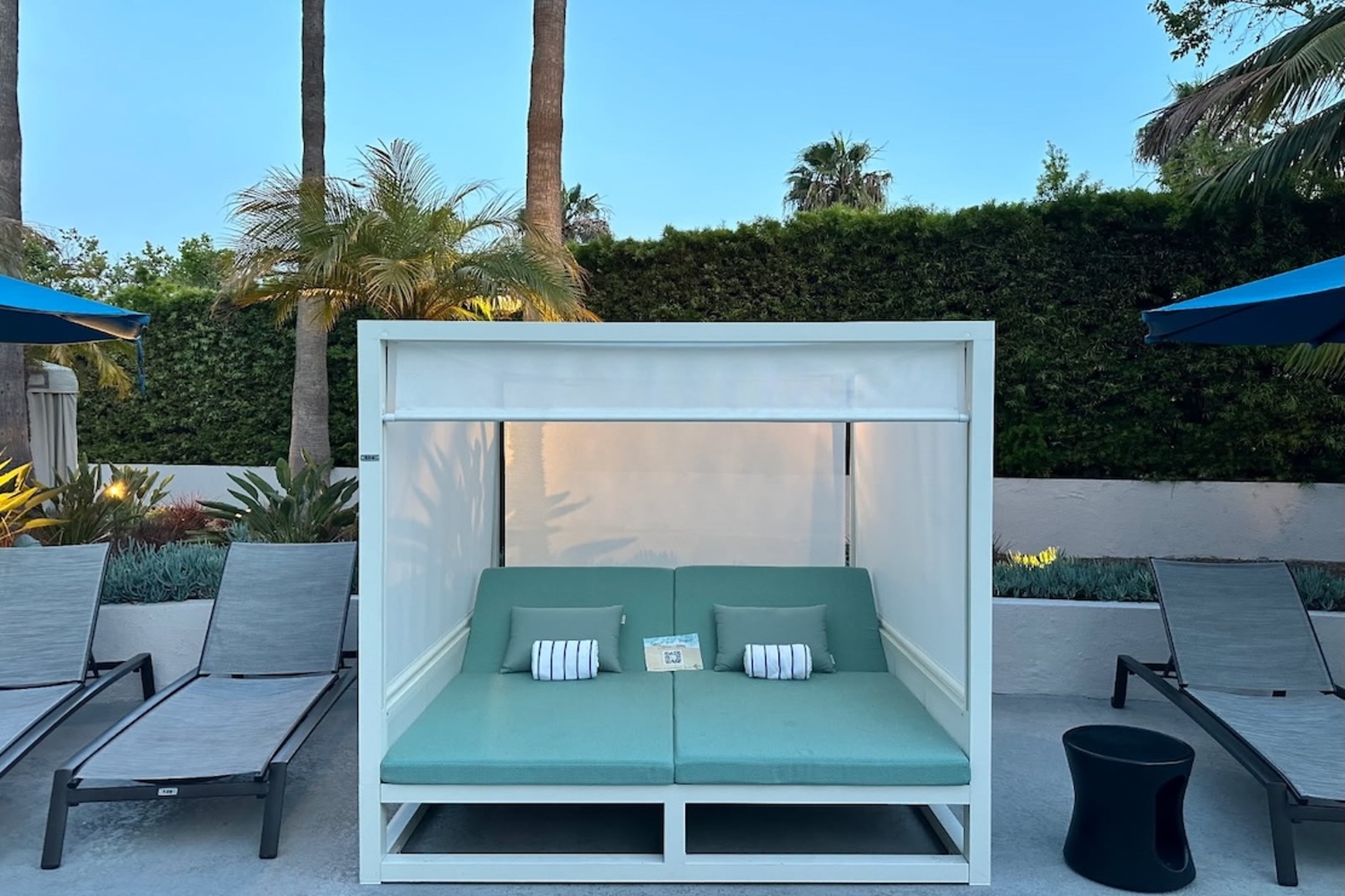 Daybed at Torrance Marriott Redondo Beach