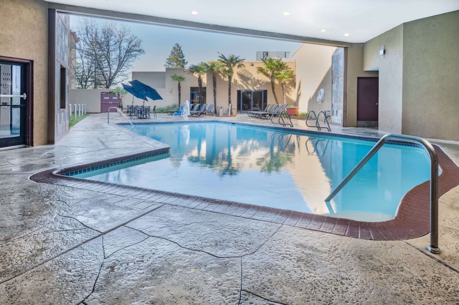 Day Pass at Wyndham Sacramento