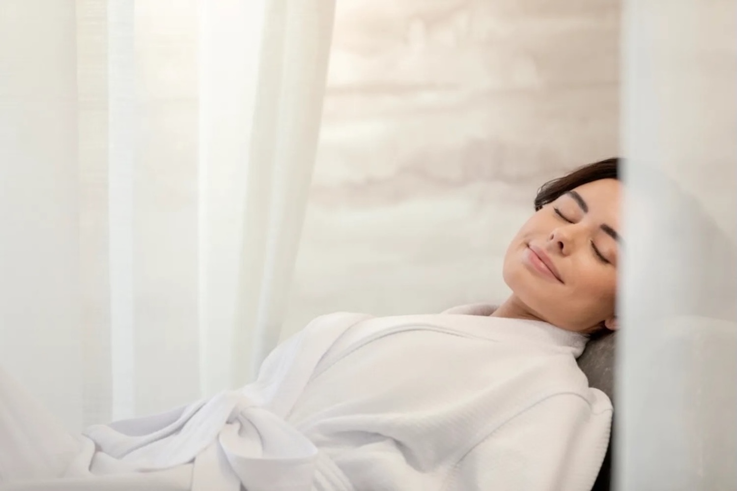 60-Minute VENN Supercharged Facial + Pool Access at Fairmont Breakers Long Beach