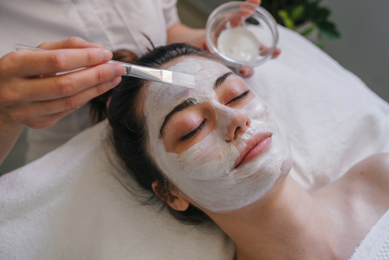 60-Minute Custom Facial + Day Pass at Appellation Lodi – Wine & Roses Resort and Spa